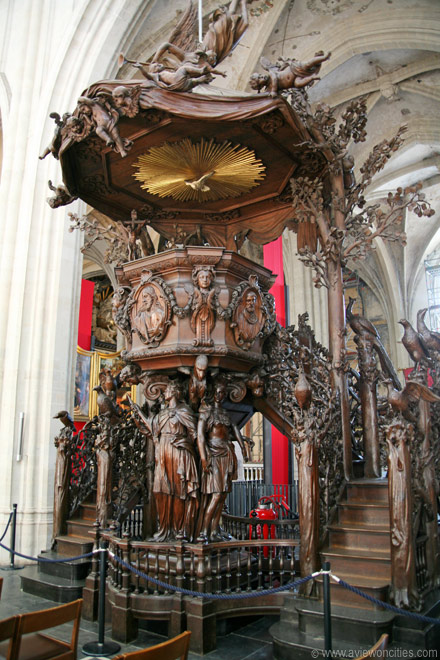 cathedral-pulpit
