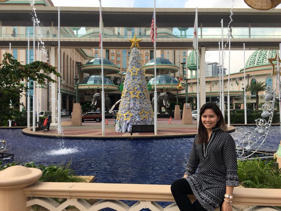 Park in front of the Sunway entrance Park in front of the Sunway entrance